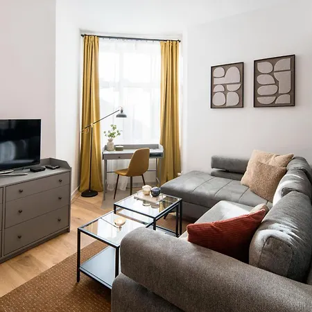 Wawelove Pilsudskiego - 3 Bedroom Apt. With Balcony And Free Parking!-2
